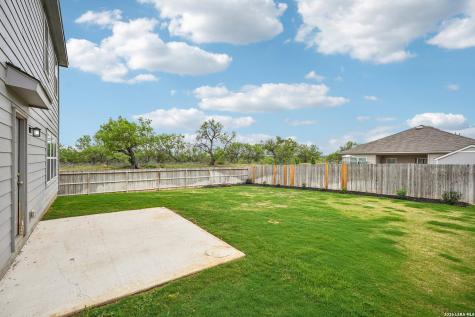 20039 Lonesome Dove Lytle TX 78052
