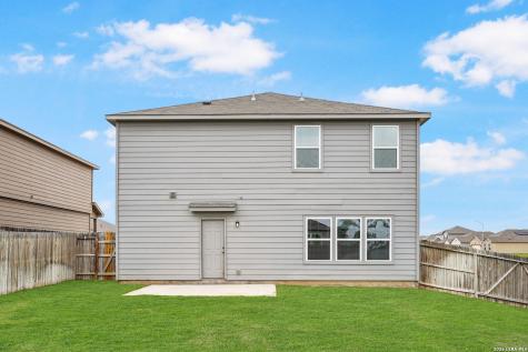 20039 Lonesome Dove Lytle TX 78052