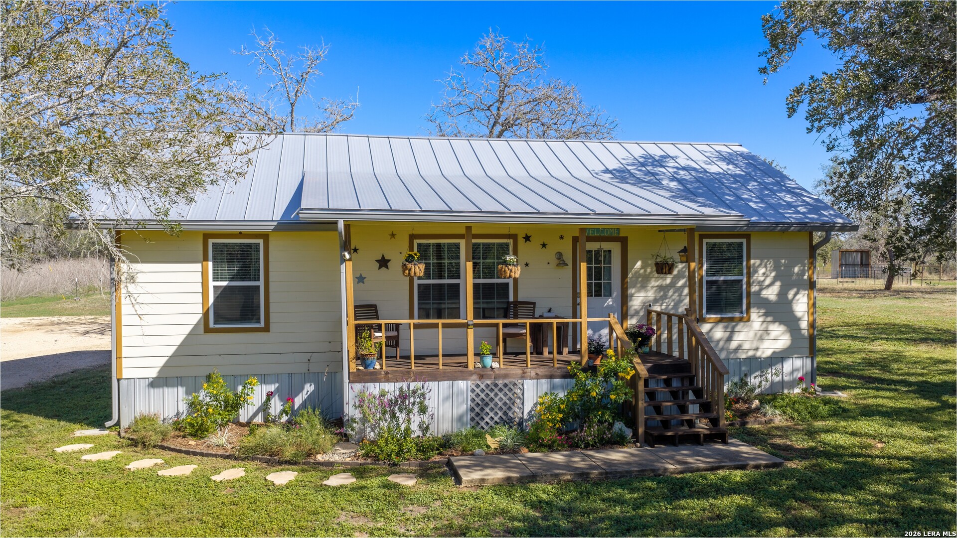 594 Sleepy Meadow Nixon TX 78140
