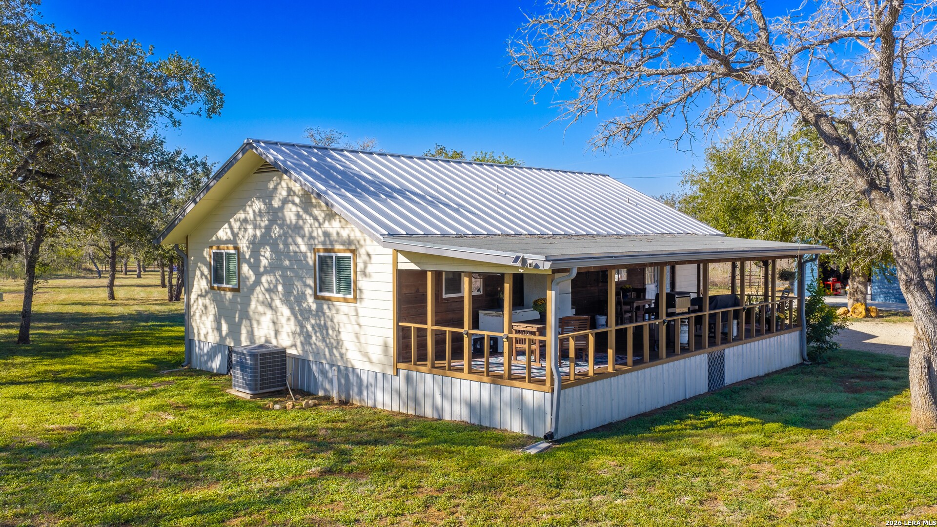 594 Sleepy Meadow Nixon TX 78140