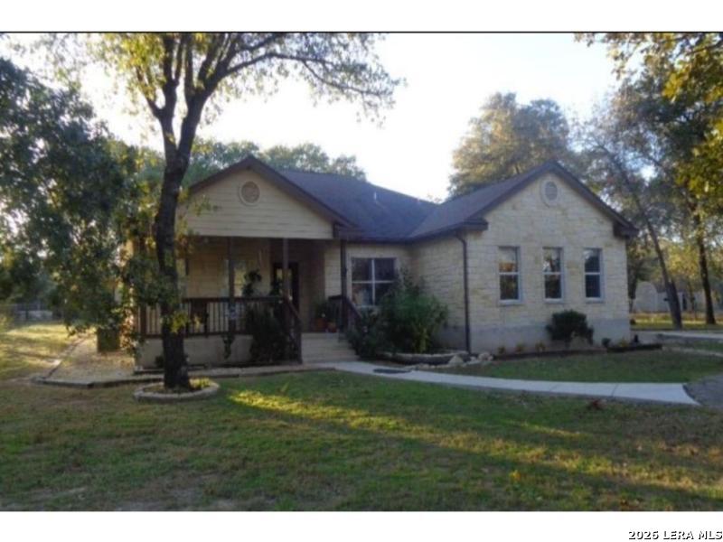 254 County Road 6876 Natalia TX 78059