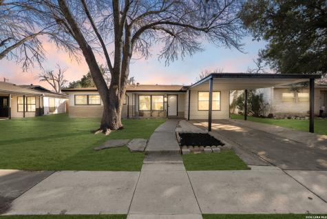 222 Hillwood Drive San Antonio TX 78213