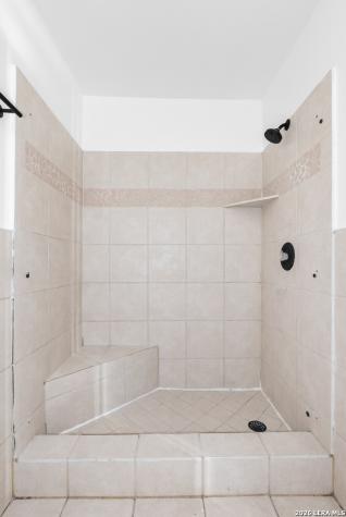 222 Hillwood Drive San Antonio TX 78213