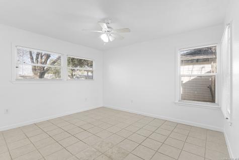 222 Hillwood Drive San Antonio TX 78213