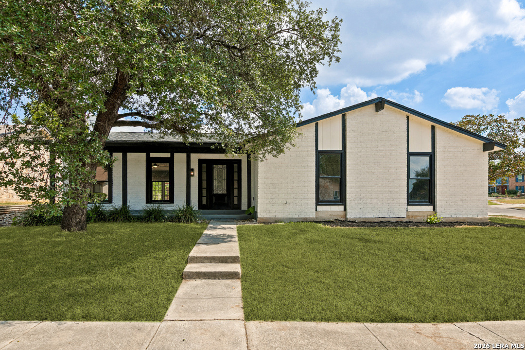 13702 Pebble Walk San Antonio TX 78217