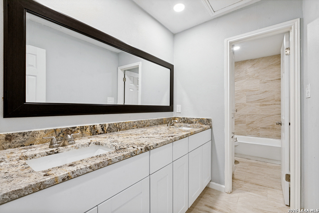 13702 Pebble Walk San Antonio TX 78217