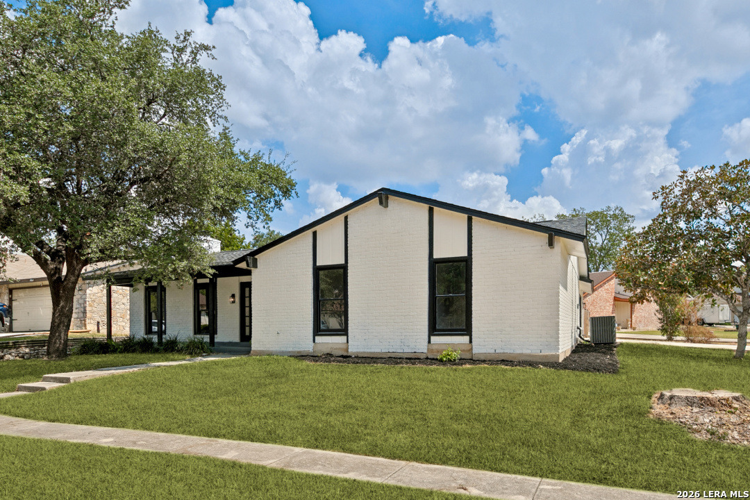 13702 Pebble Walk San Antonio TX 78217