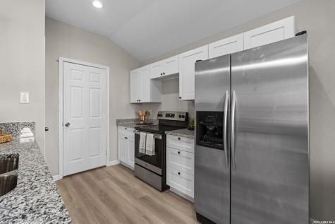 611 Whiting San Antonio TX 78210