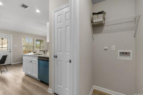 611 Whiting San Antonio TX 78210