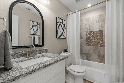 611 Whiting San Antonio TX 78210