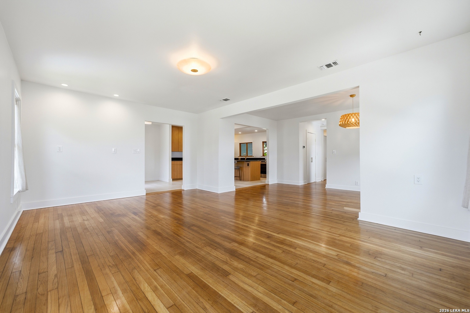 446 Queen Anne Court San Antonio TX 78209