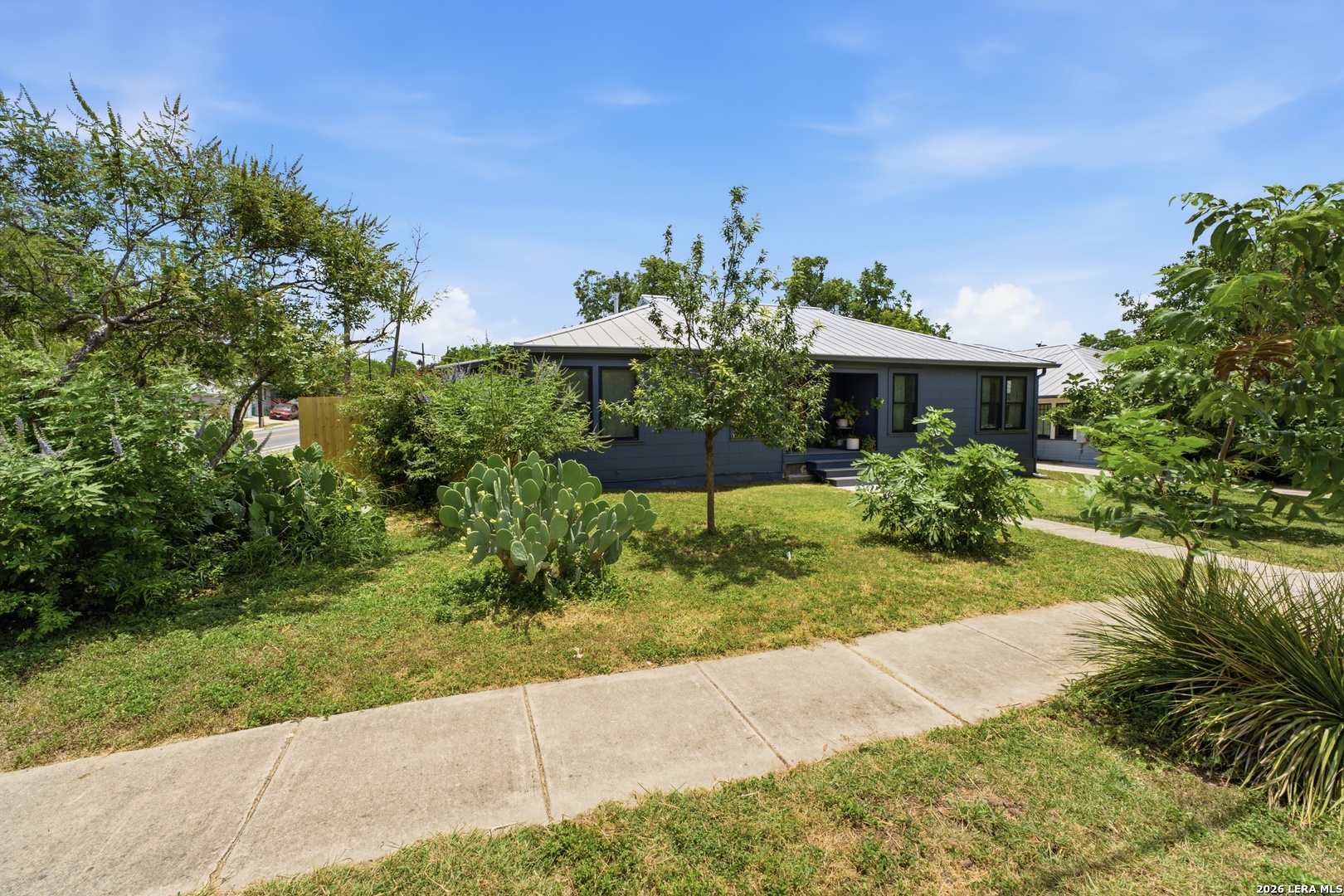 446 Queen Anne Court San Antonio TX 78209