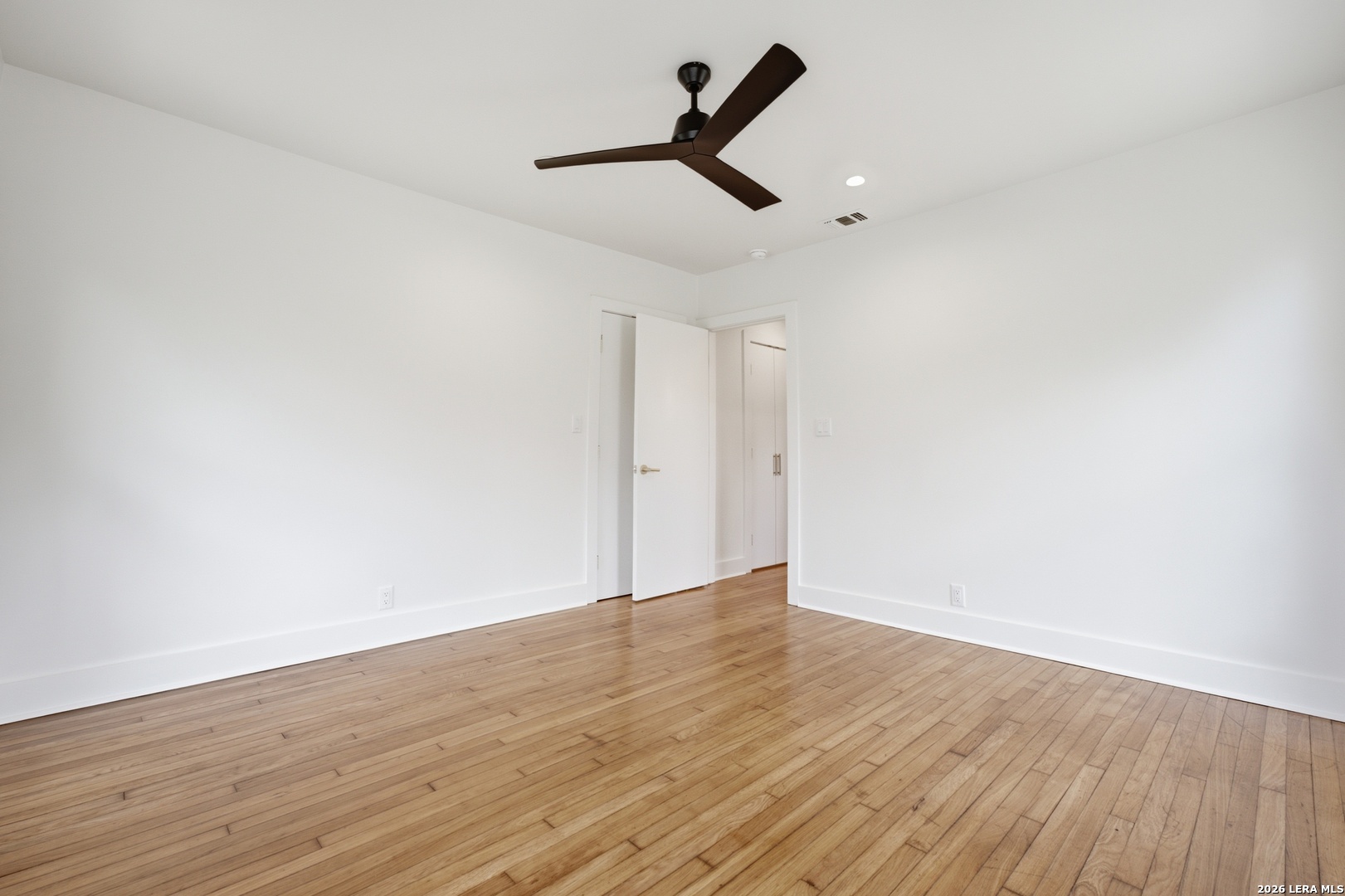 446 Queen Anne Court San Antonio TX 78209