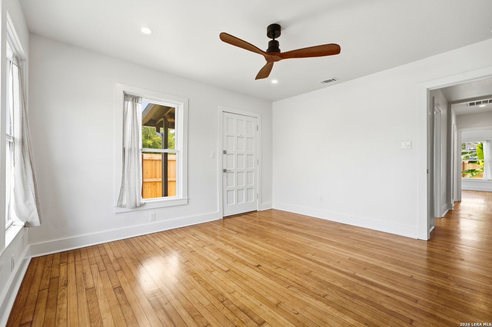 446 Queen Anne Court San Antonio TX 78209
