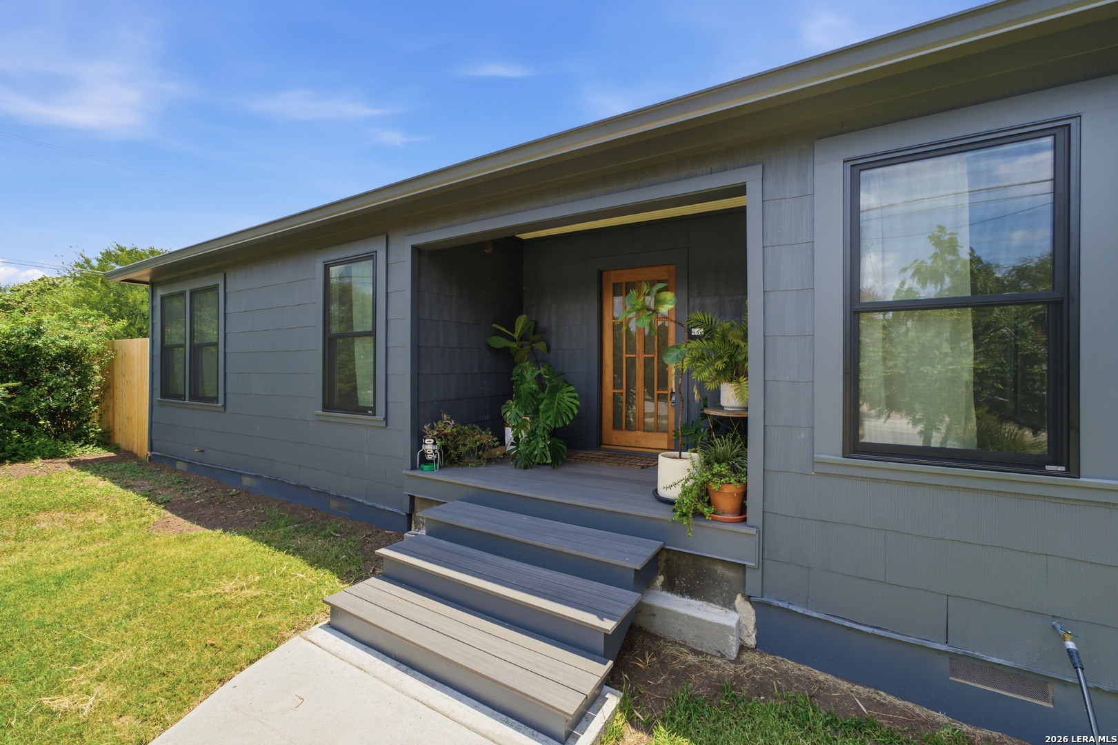 446 Queen Anne Court San Antonio TX 78209
