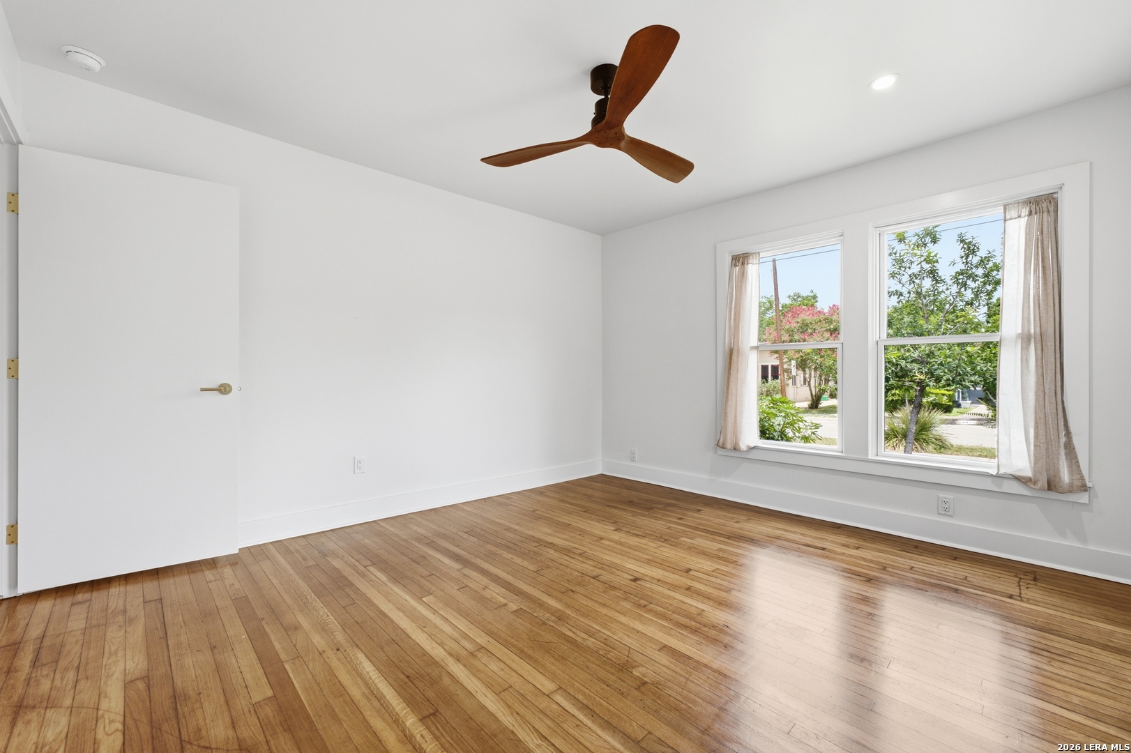 446 Queen Anne Court San Antonio TX 78209