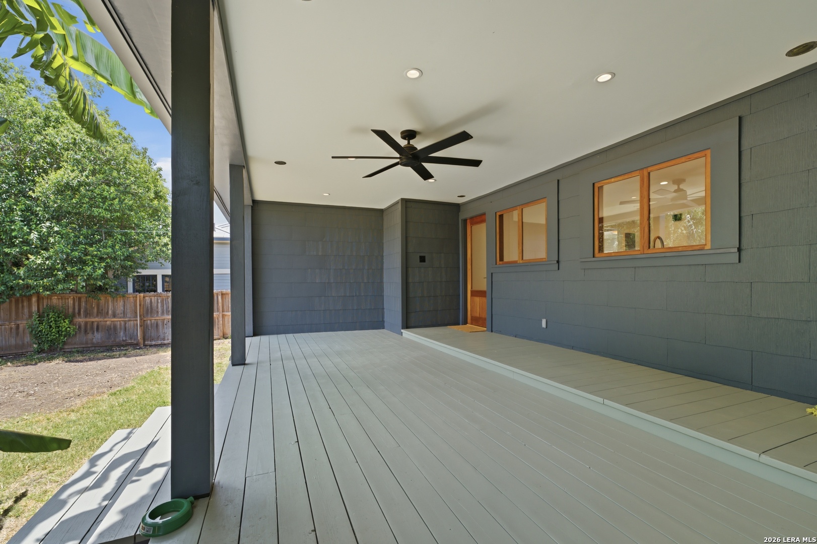 446 Queen Anne Court San Antonio TX 78209