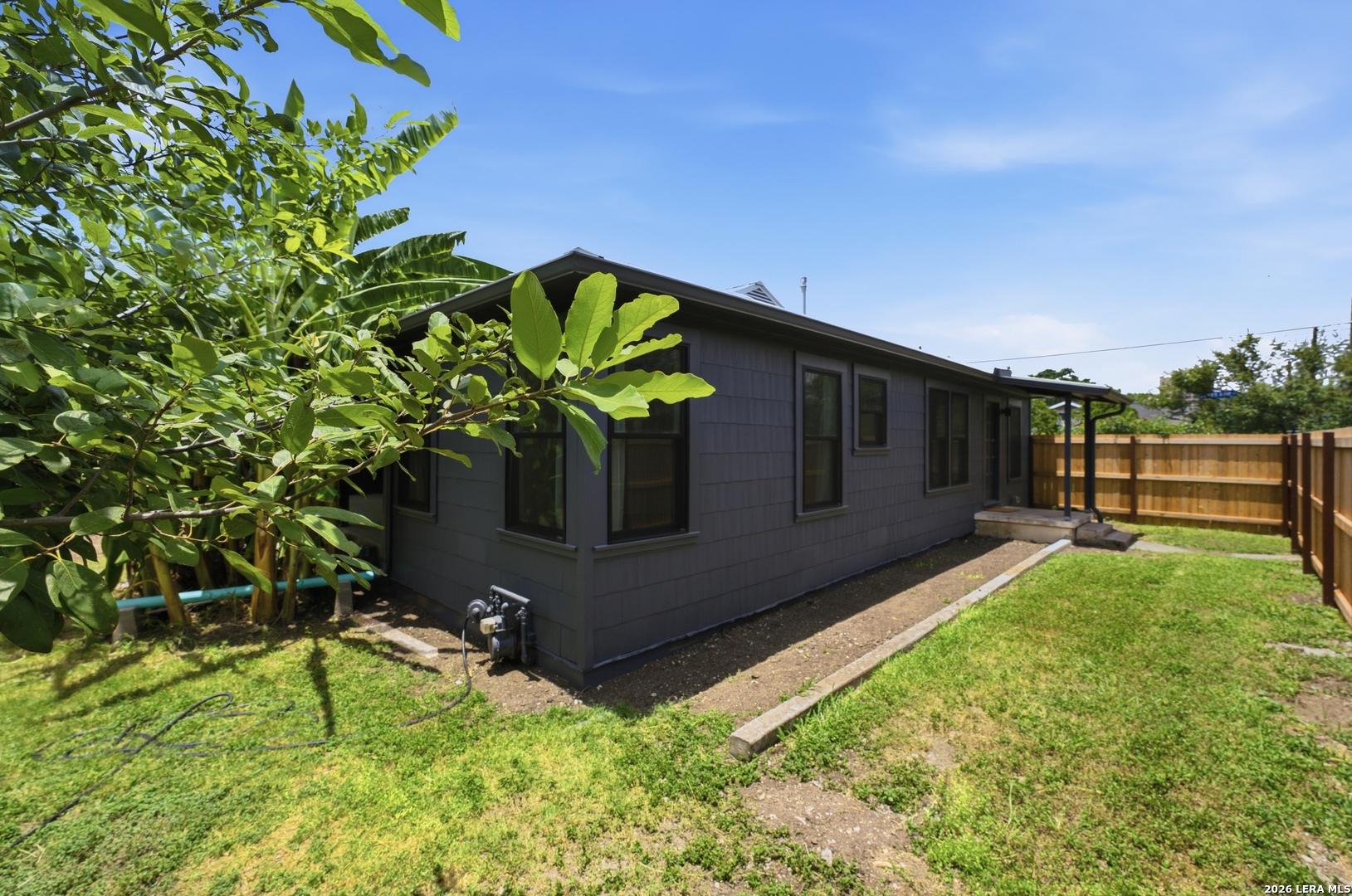 446 Queen Anne Court San Antonio TX 78209