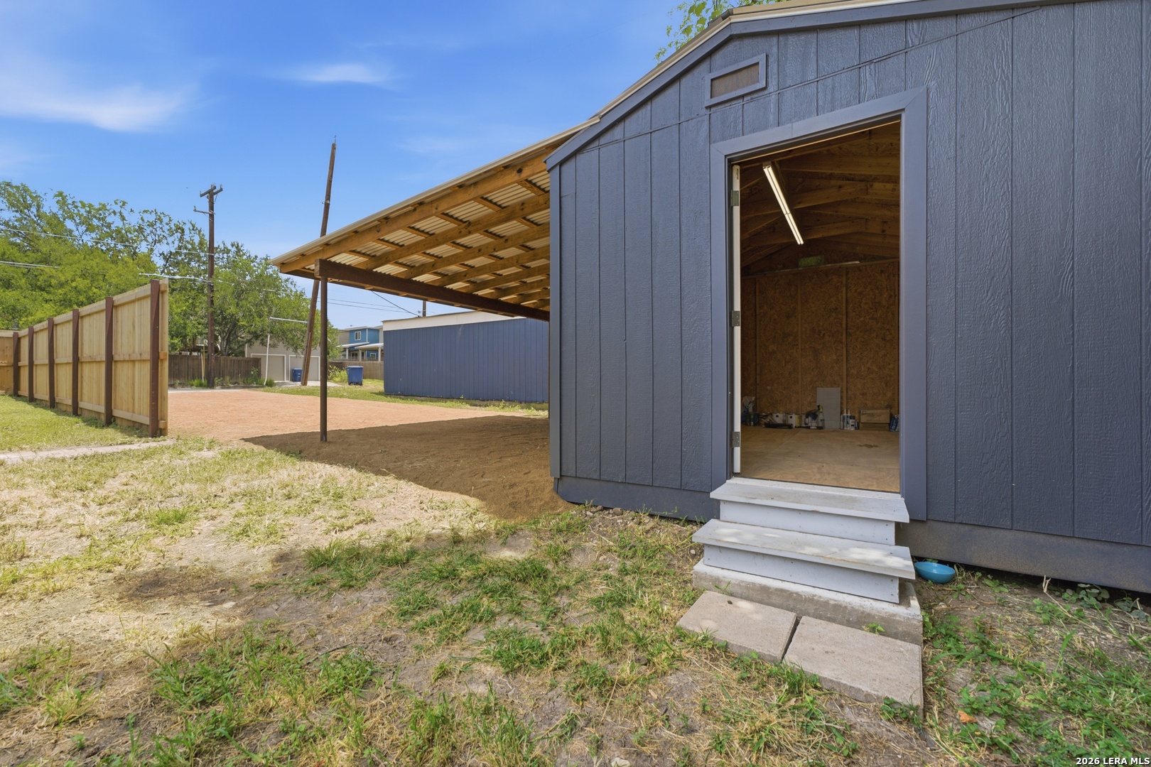 446 Queen Anne Court San Antonio TX 78209