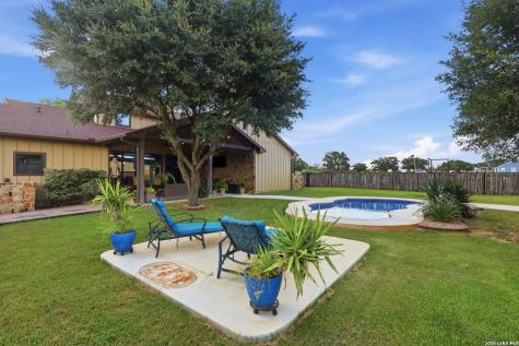 10085 Fm 775 La Vernia TX 78121