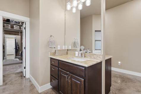 10085 Fm 775 La Vernia TX 78121
