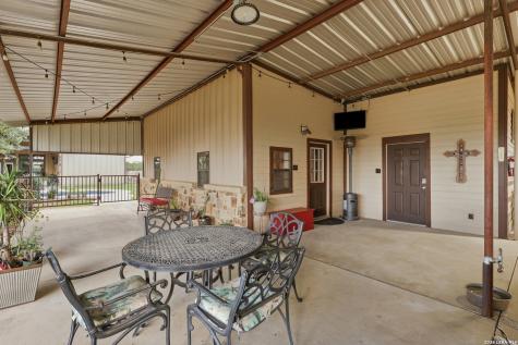10085 Fm 775 La Vernia TX 78121