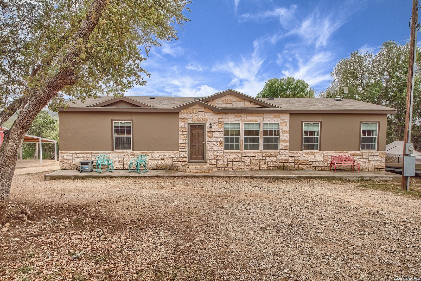 349 County Road 2471 Hondo TX 78861