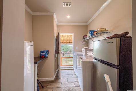 349 County Road 2471 Hondo TX 78861