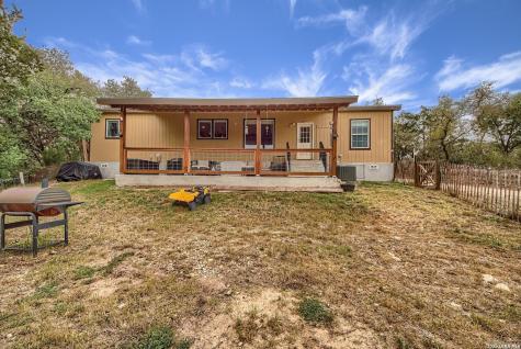 349 County Road 2471 Hondo TX 78861