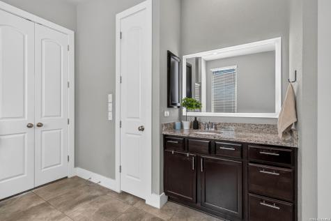 3731 Avia Oaks San Antonio TX 78259