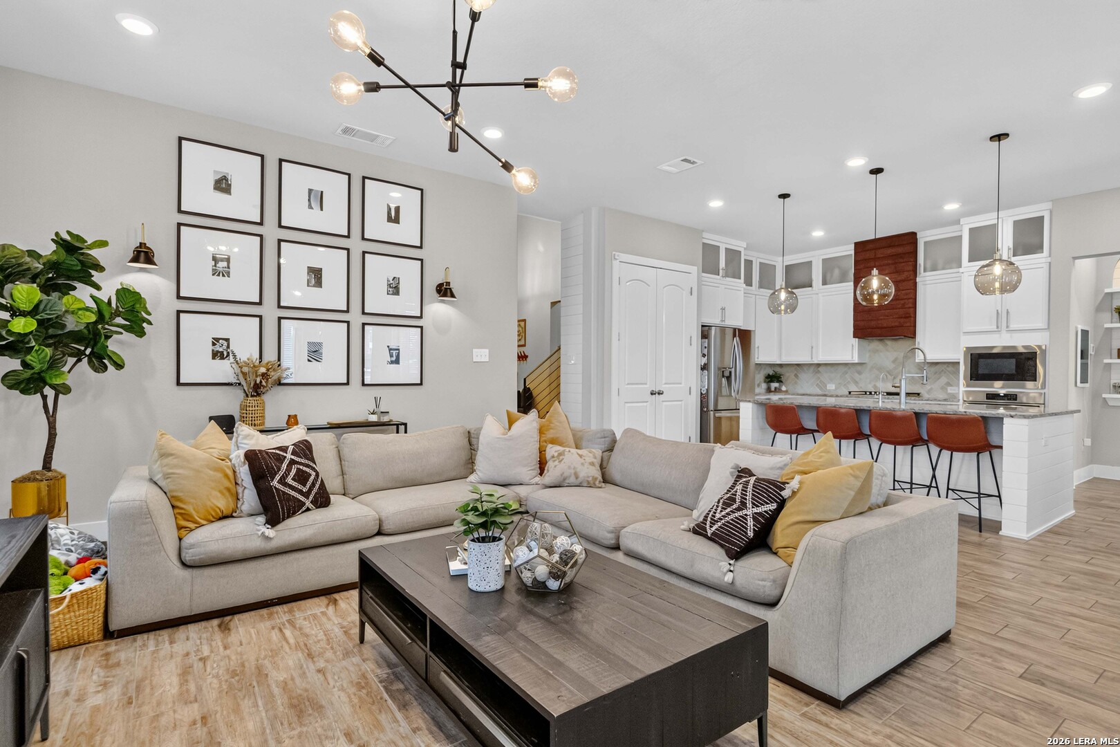3731 Avia Oaks San Antonio TX 78259