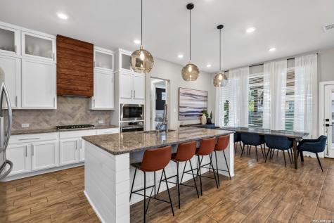 3731 Avia Oaks San Antonio TX 78259