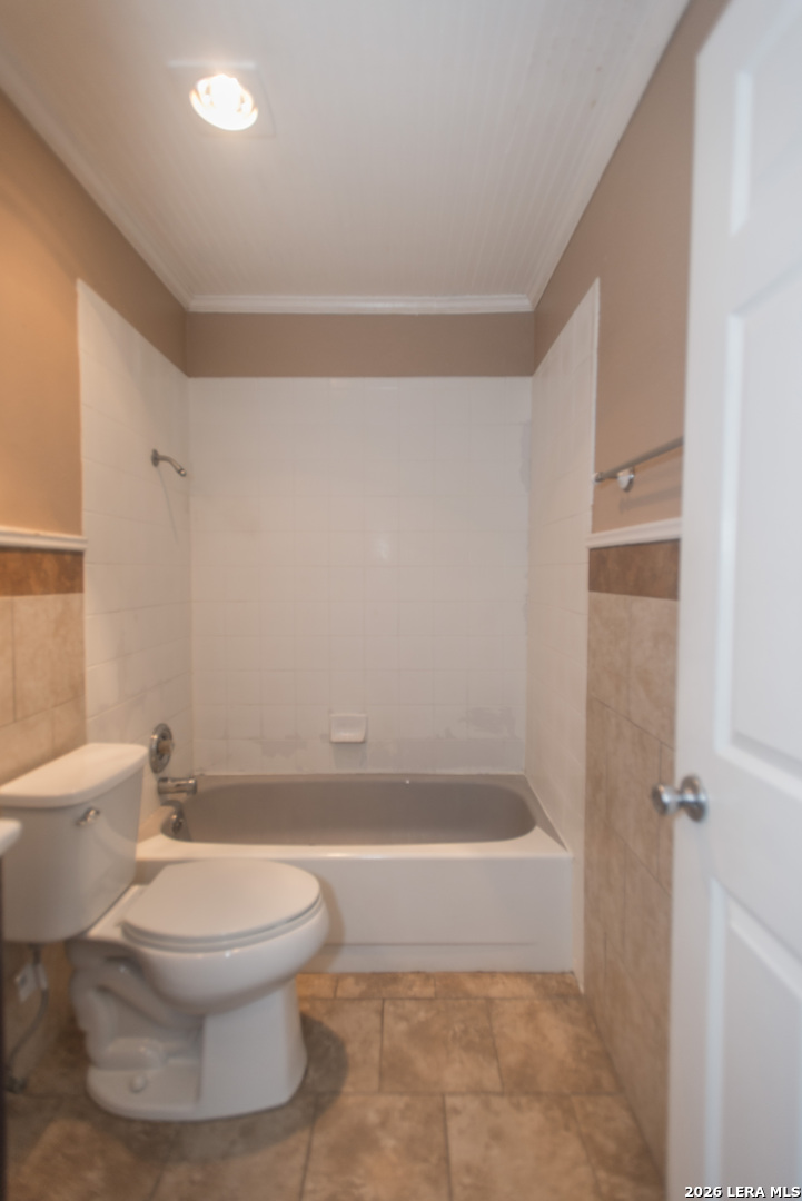 10803 Green Hurst Street San Antonio TX 78223