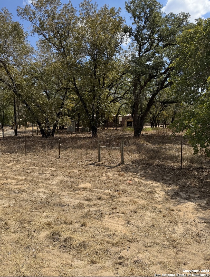173 Oak View La Vernia TX 78121