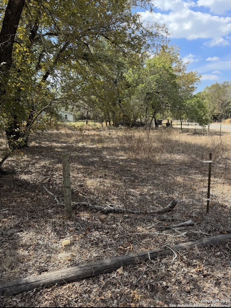 173 Oak View La Vernia TX 78121