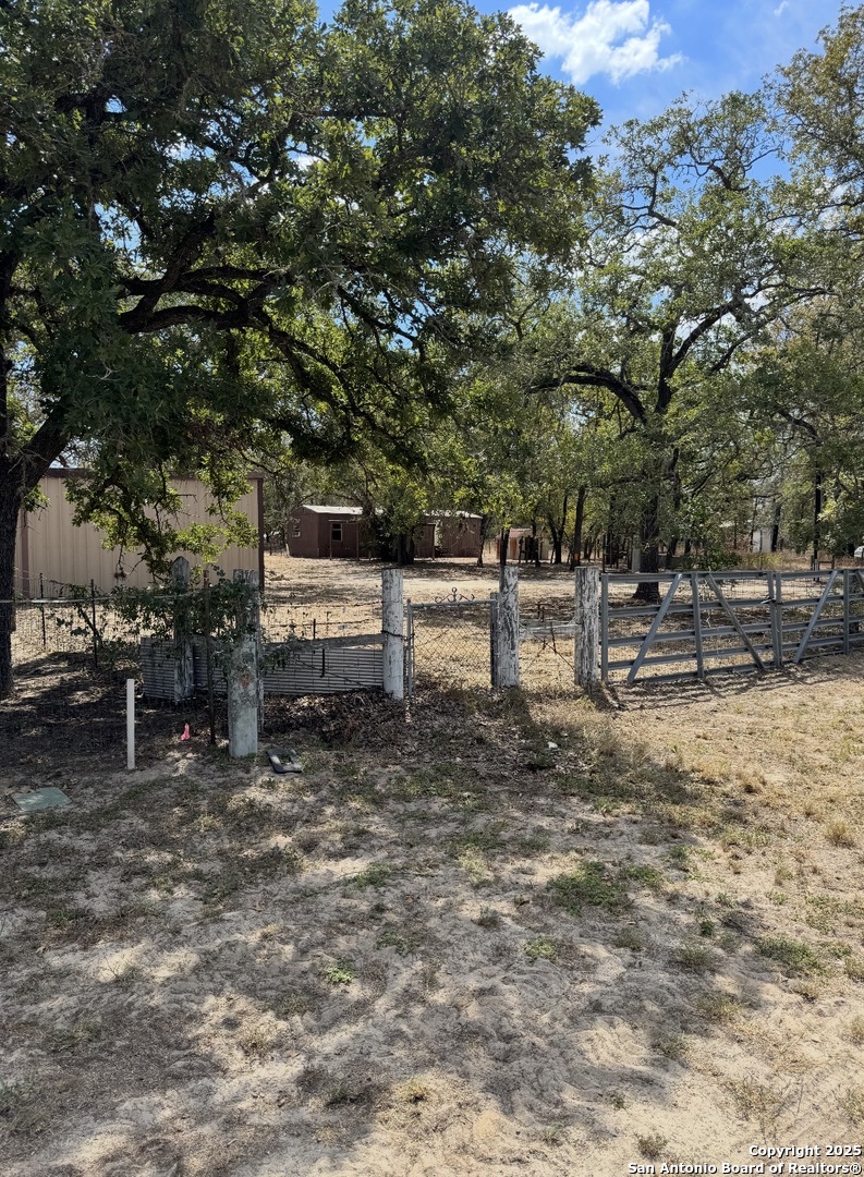 173 Oak View La Vernia TX 78121