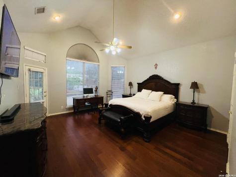 19531 Azure Oak San Antonio TX 78258