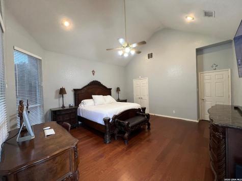 19531 Azure Oak San Antonio TX 78258