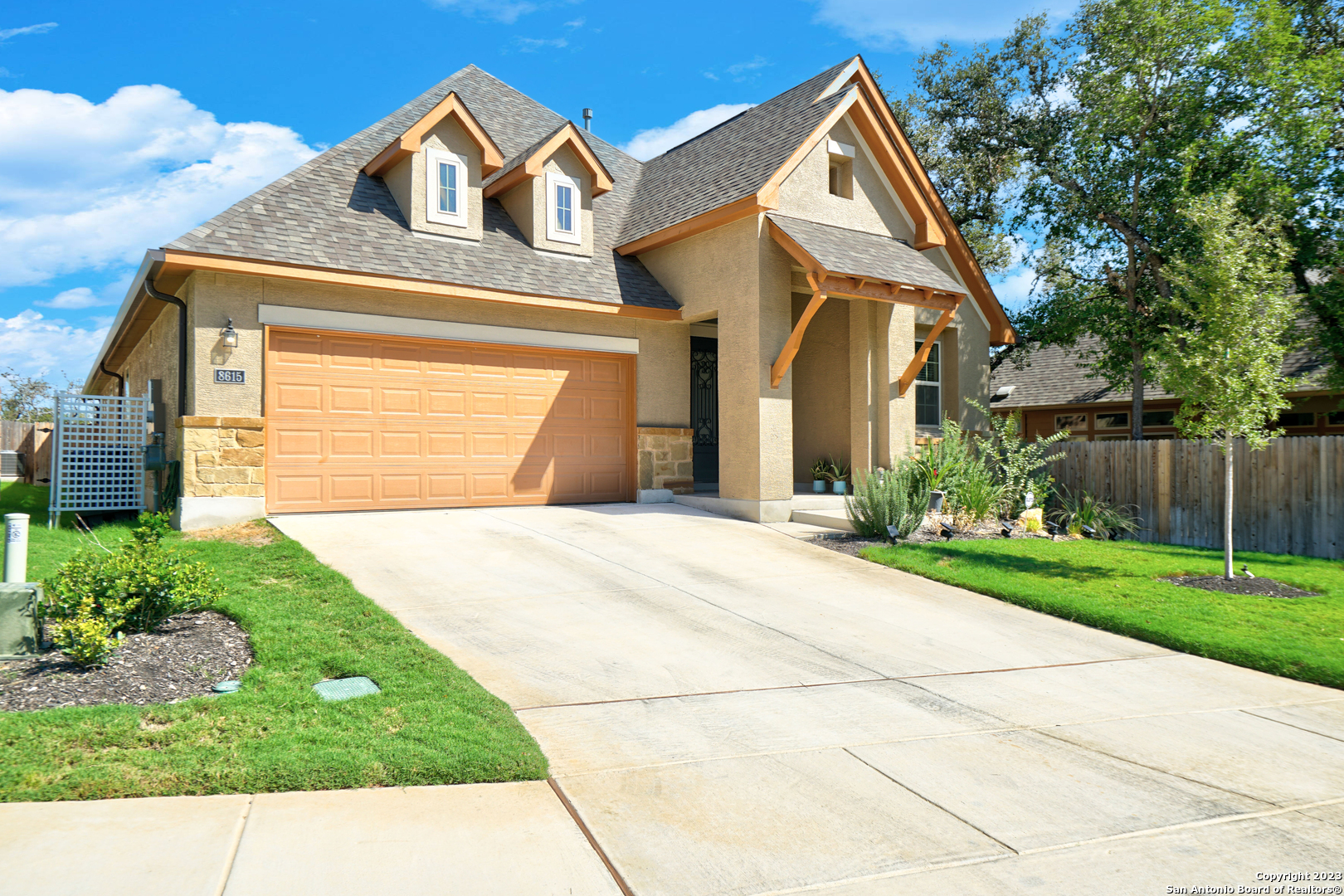 8615 Glass Gem Drive San Antonio TX 78249