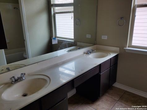 315 Chloe Heights San Antonio TX 78253