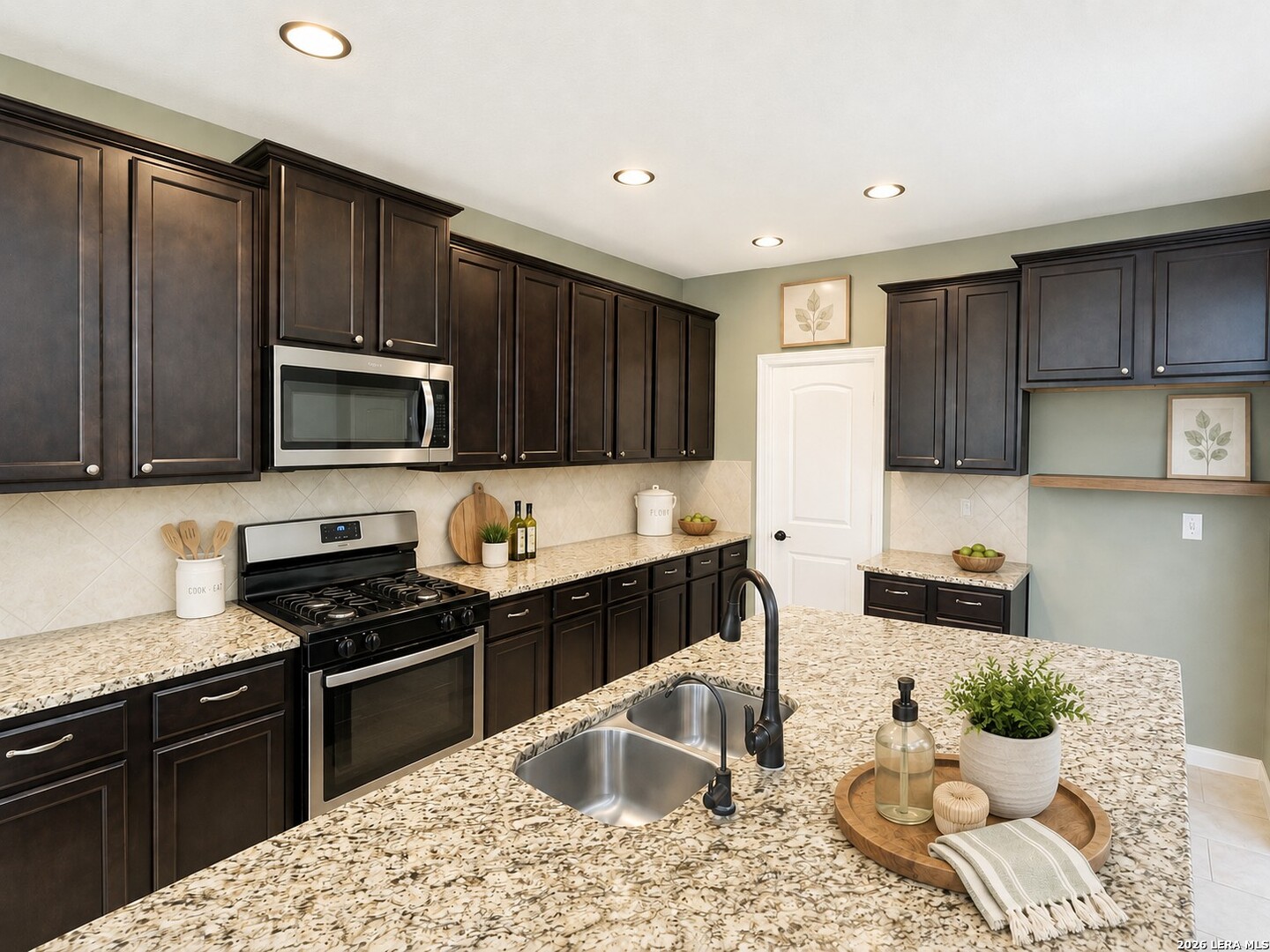 3206 Genting New Braunfels TX 78130