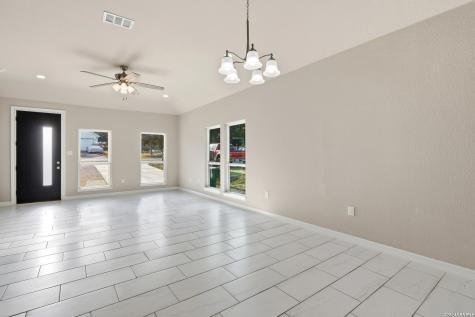 1224 Blueridge Drive Canyon Lake TX 78133