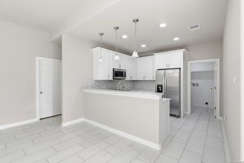 1224 Blueridge Drive Canyon Lake TX 78133