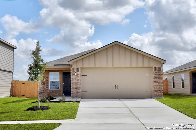 966 Shady Brook New Braunfels TX 78132