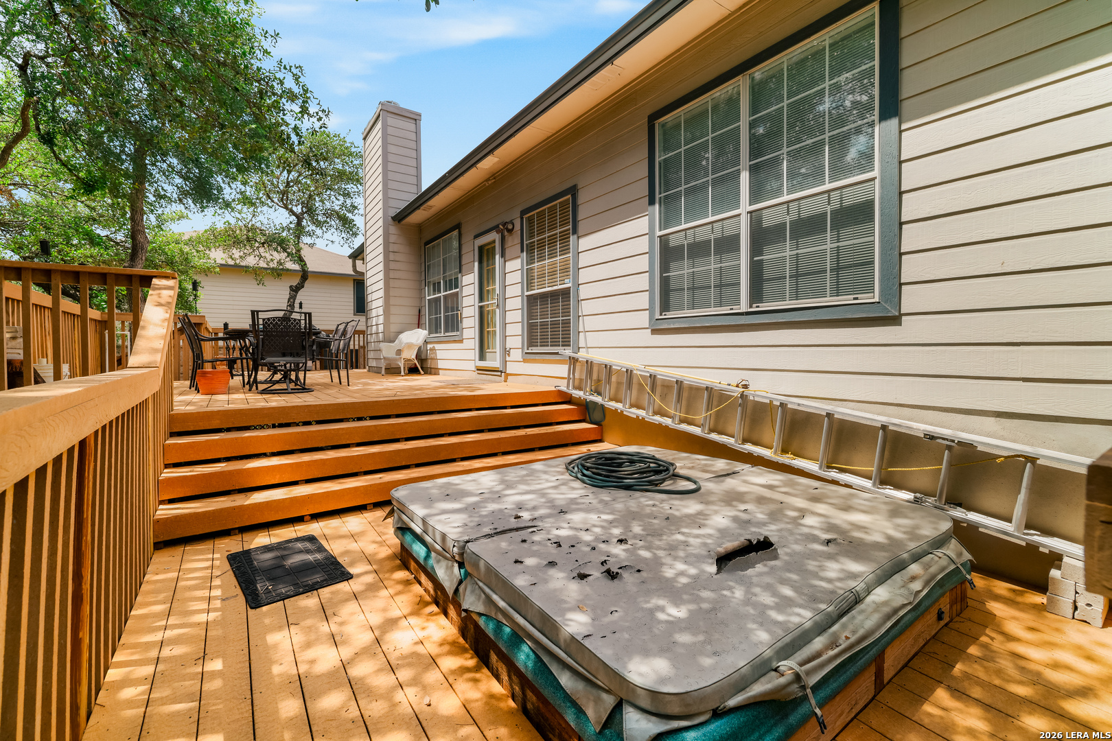 1112 Creek Cabin San Antonio TX 78253