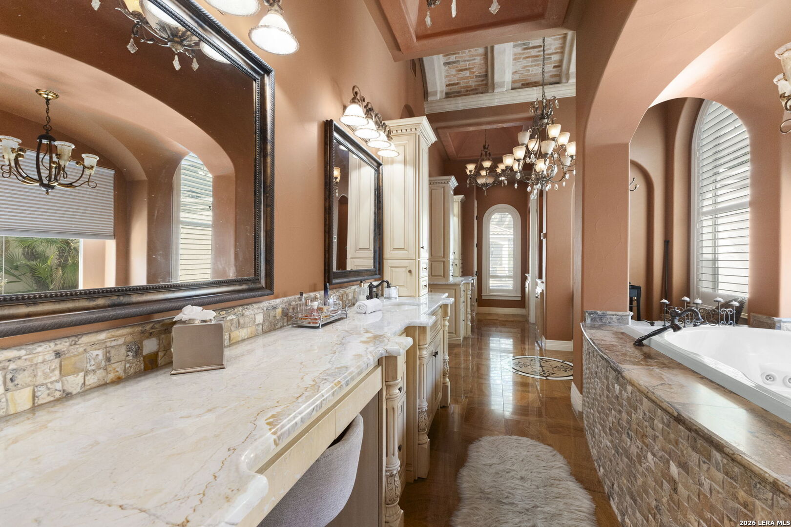 2 Belcourt Place San Antonio TX 78257