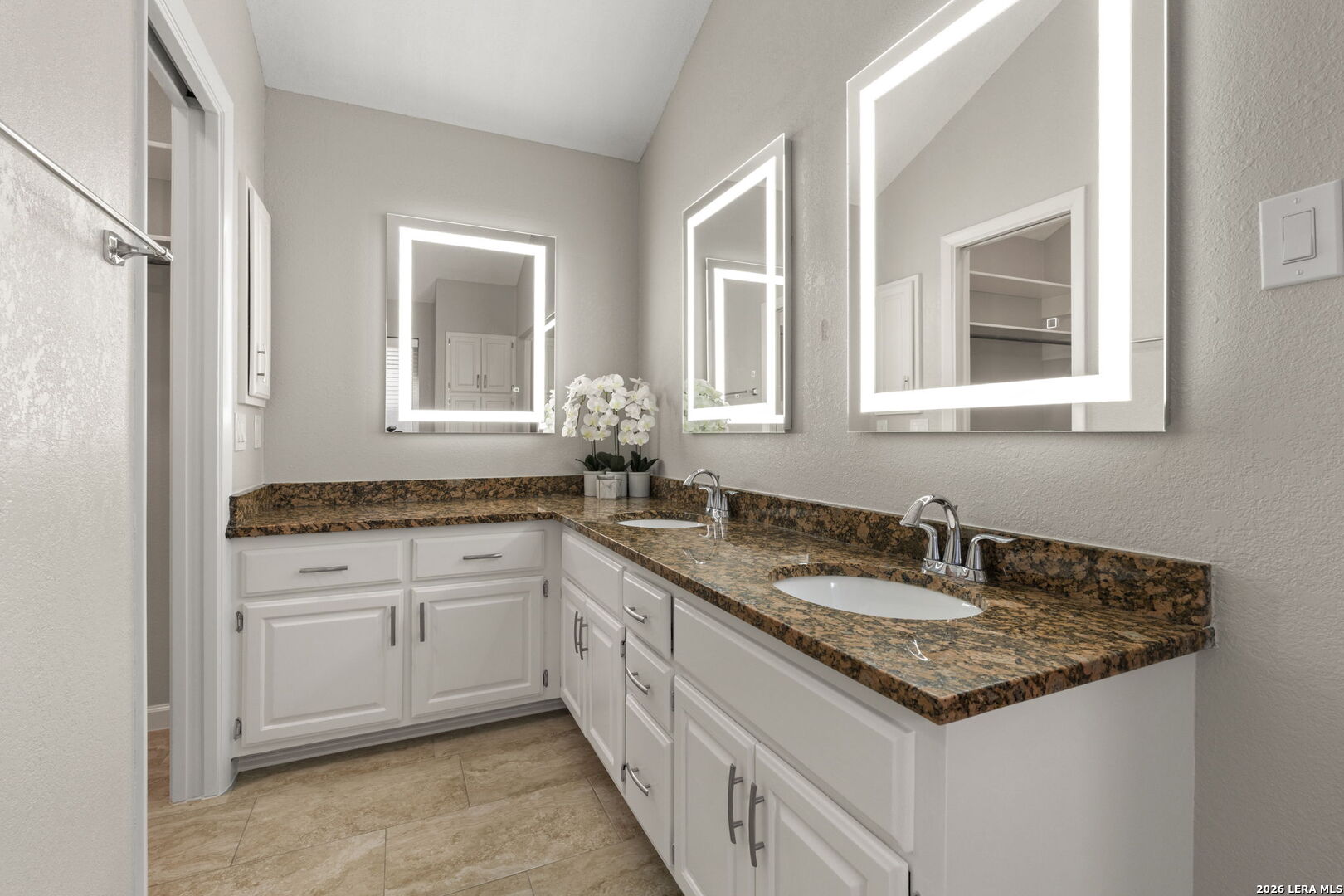 4227 Apple Tree Woods San Antonio TX 78249