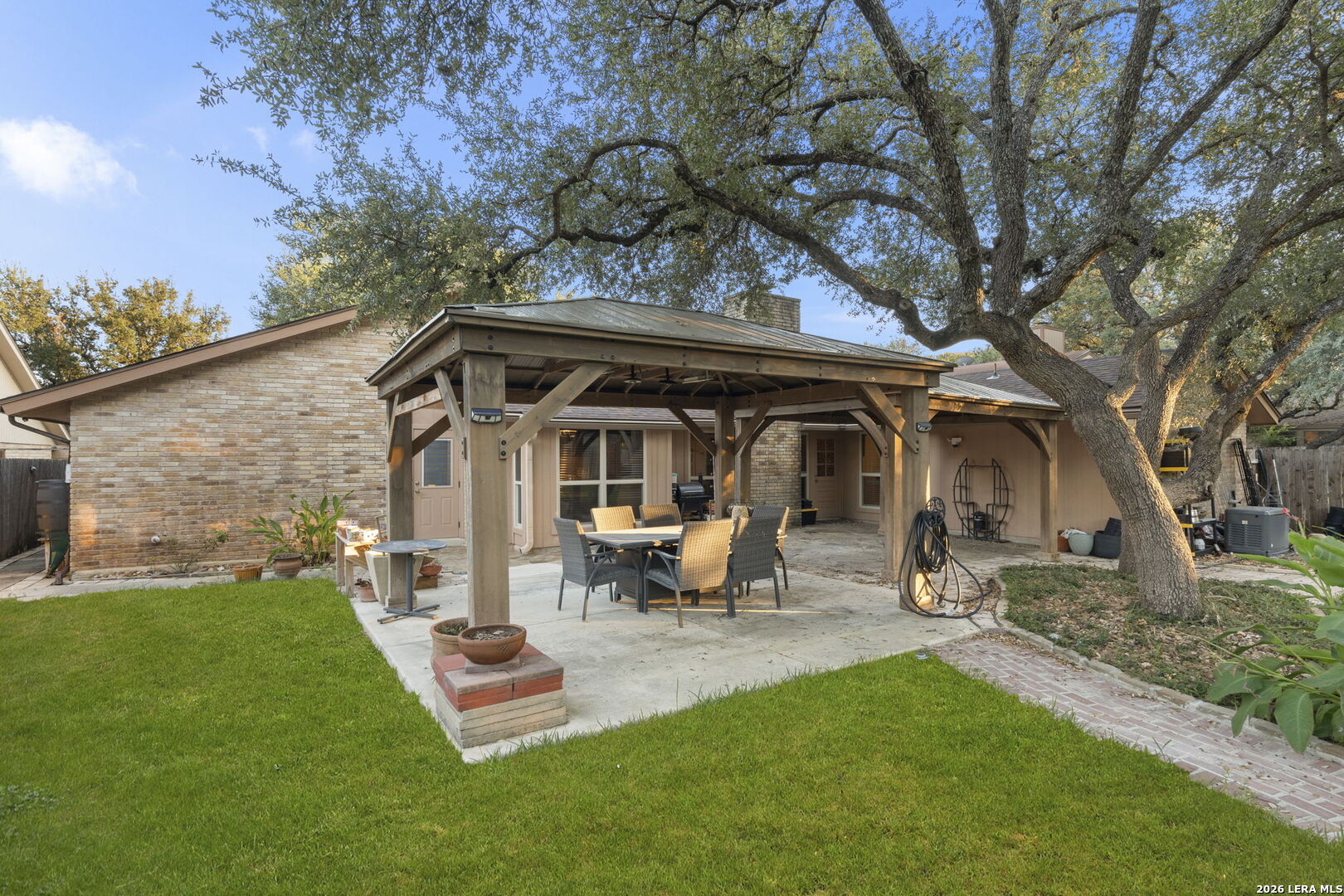 4227 Apple Tree Woods San Antonio TX 78249