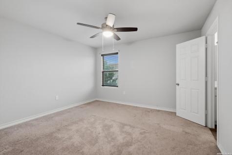 6610 Freedom Hills San Antonio TX 78242