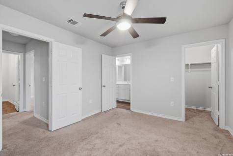 6610 Freedom Hills San Antonio TX 78242